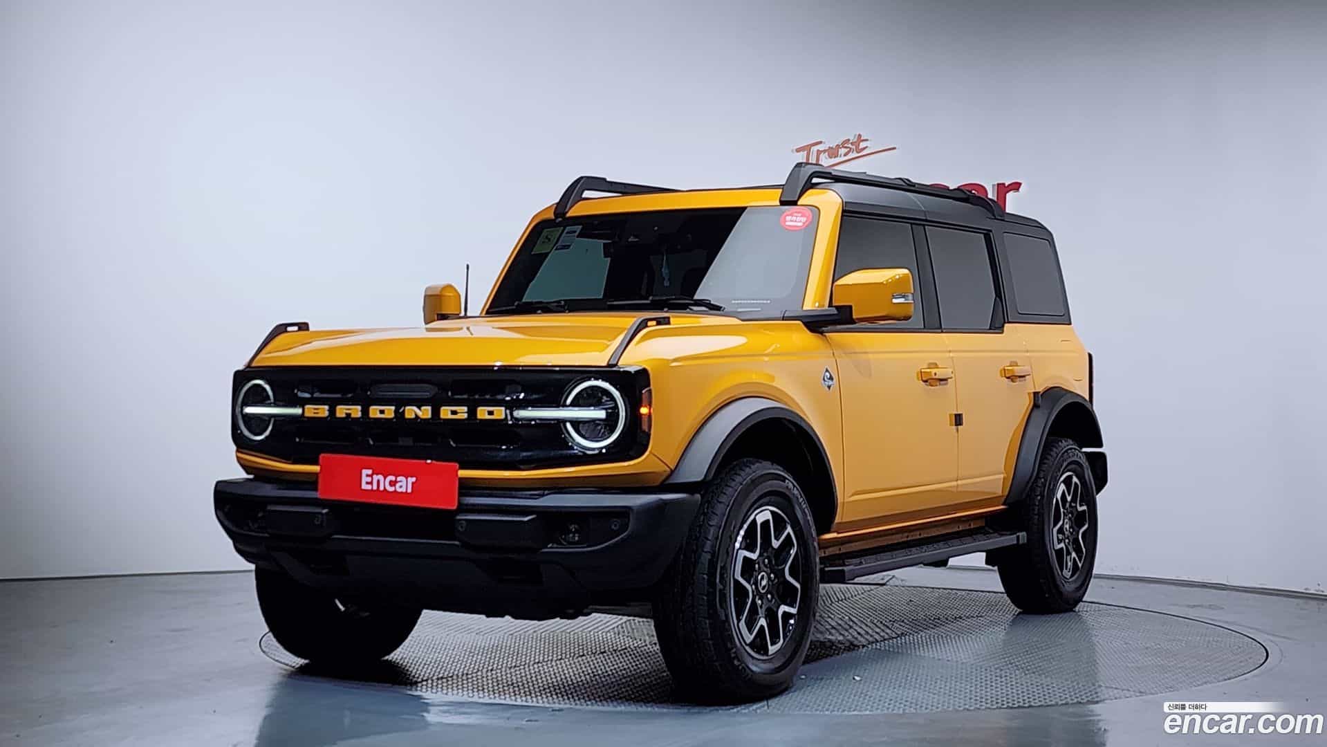 Bronco Ford 2022.11-OUTER-001