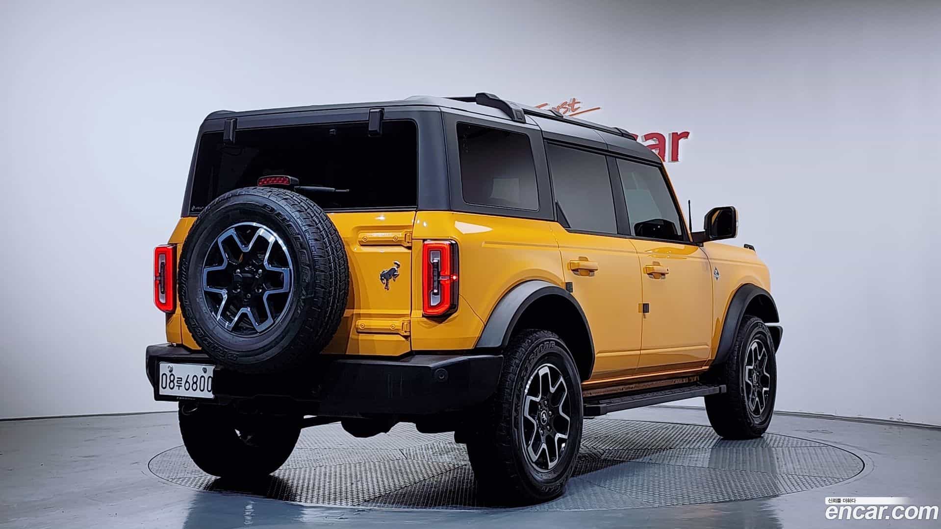 Bronco Ford 2022.11-OUTER-002