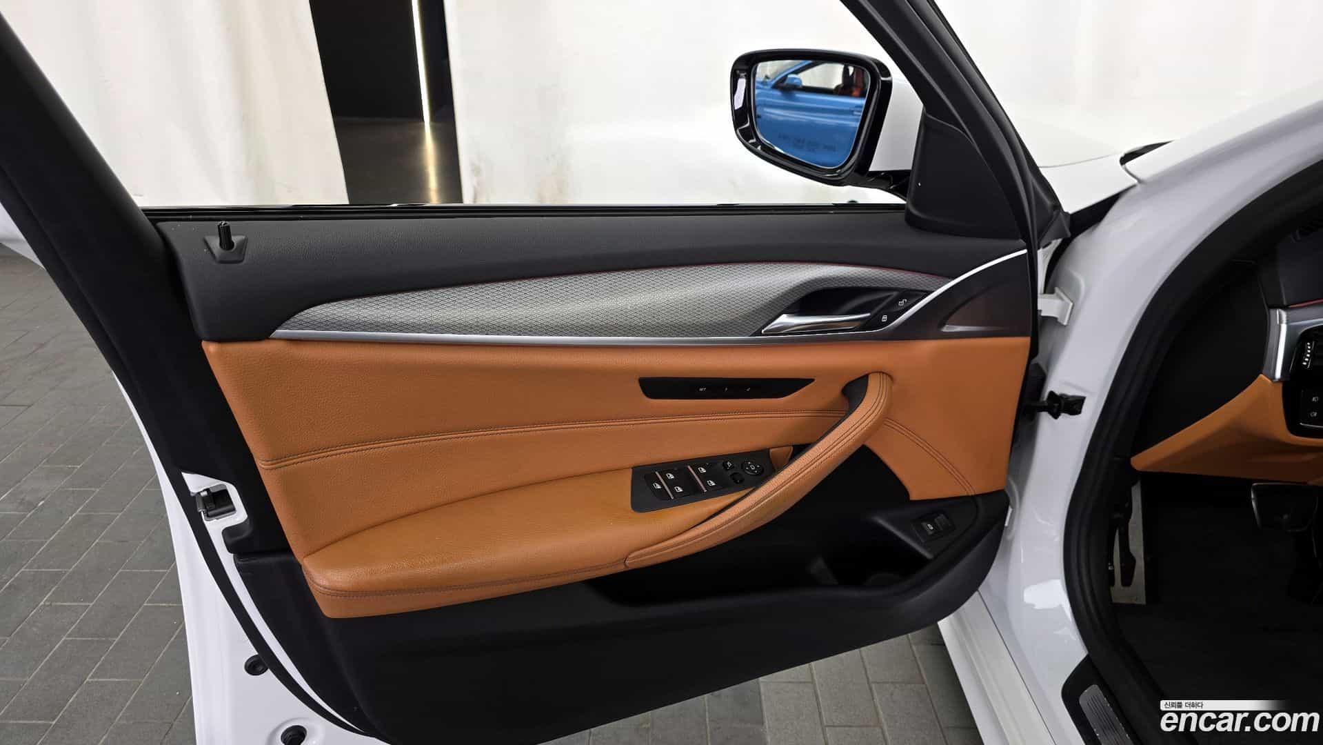 5-Series BMW 2017.8-INNER-034