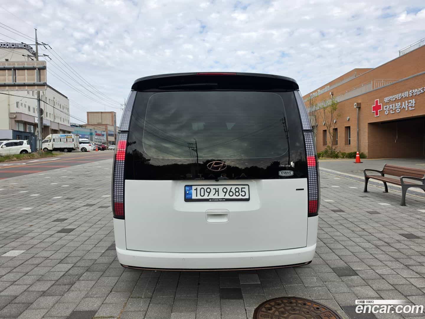 Staria Hyundai 2022.3-OUTER-005