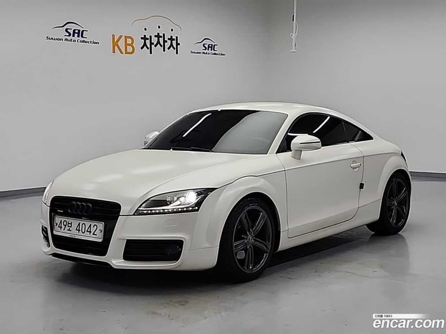 TT Audi 2012.2-OUTER-001