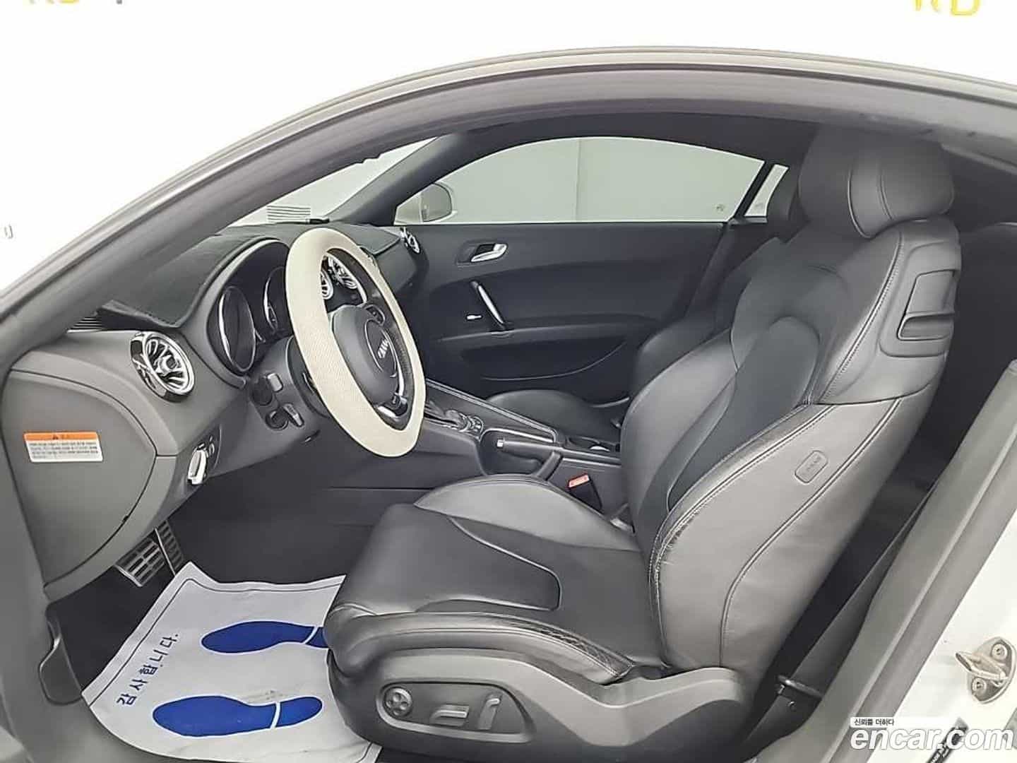 TT Audi 2012.2-OPTION-015