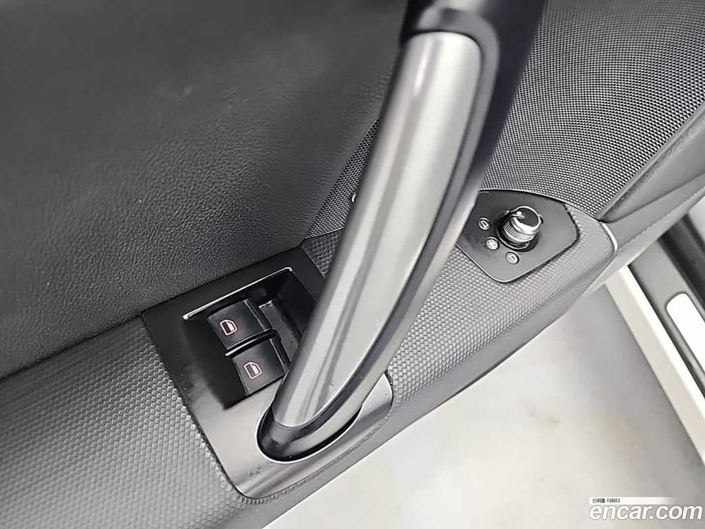TT Audi 2012.2-OPTION-021
