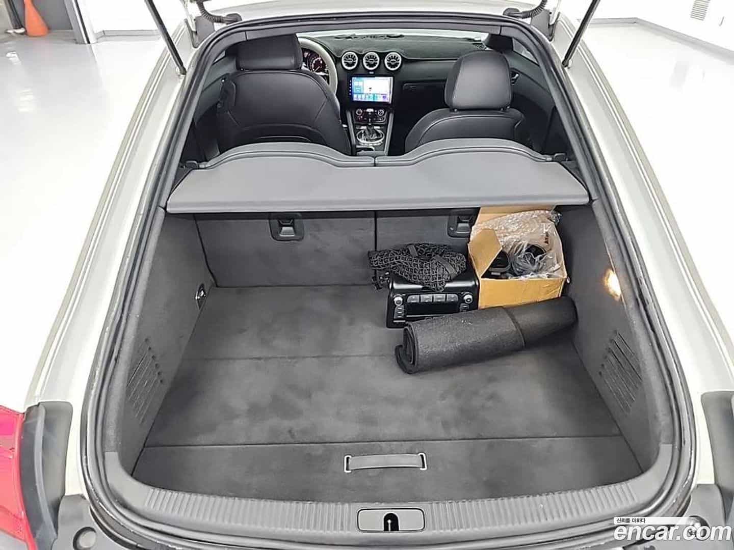 TT Audi 2012.2-OPTION-022