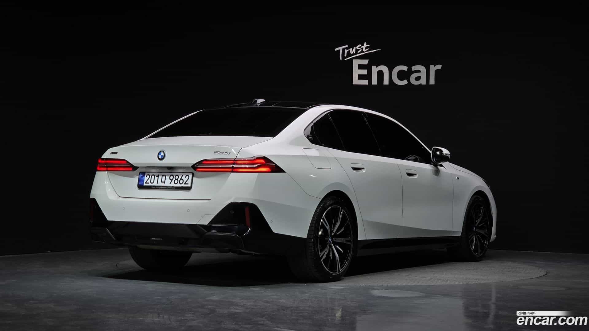 5-Series BMW 2025.2-OUTER-002