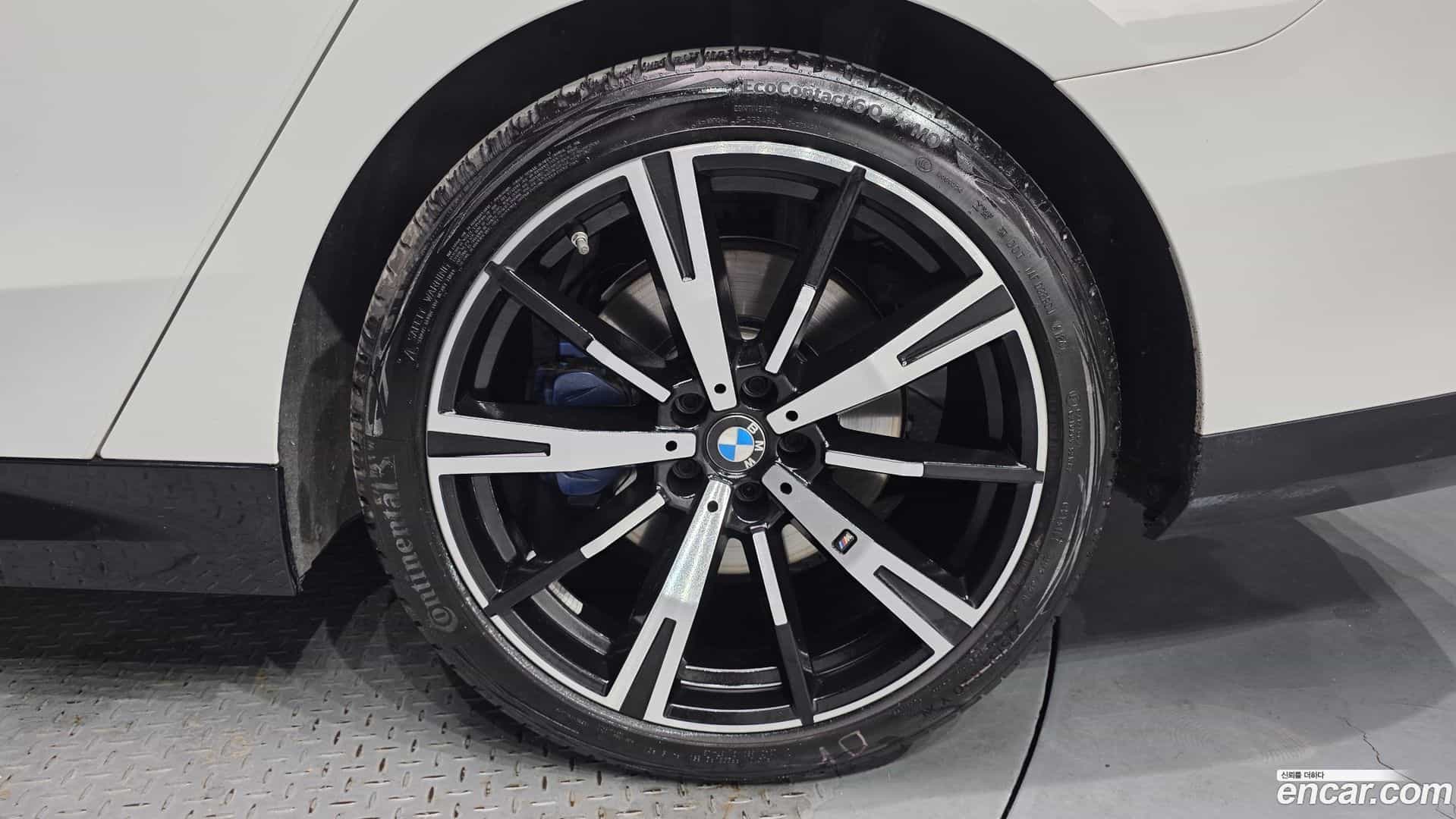 5-Series BMW 2025.2-OUTER-005