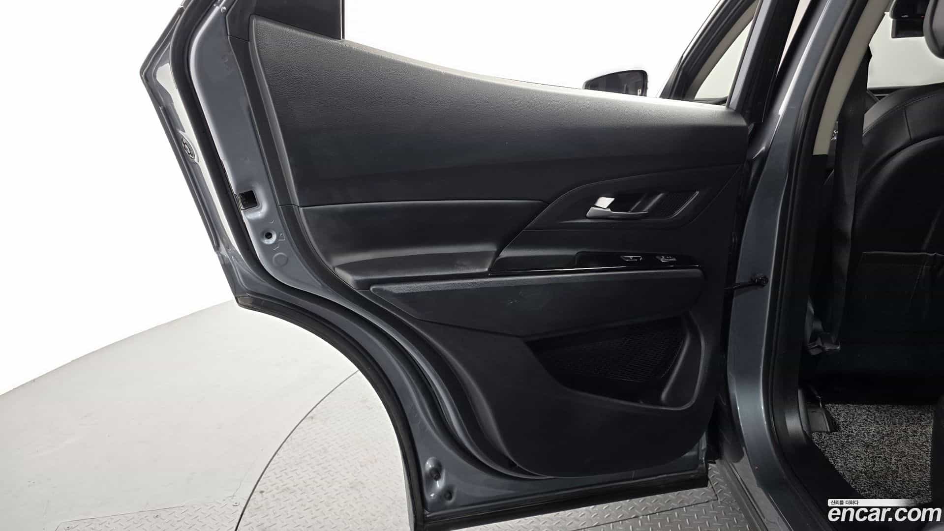 KORANDO KG Mobility 2020.6-INNER-035
