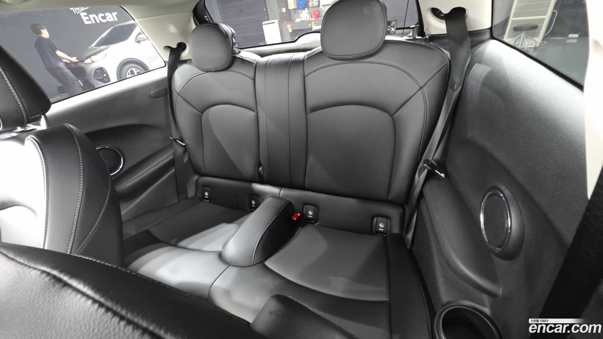 Cooper Mini 2018.3-OPTION-015