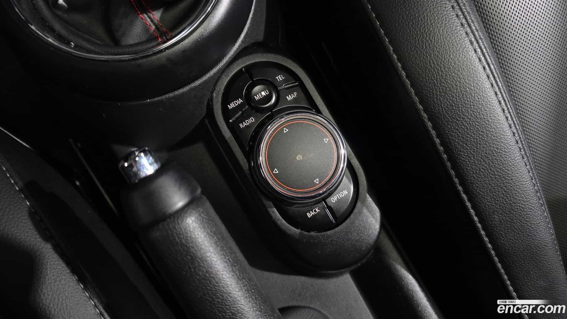 Cooper Mini 2018.3-OPTION-040