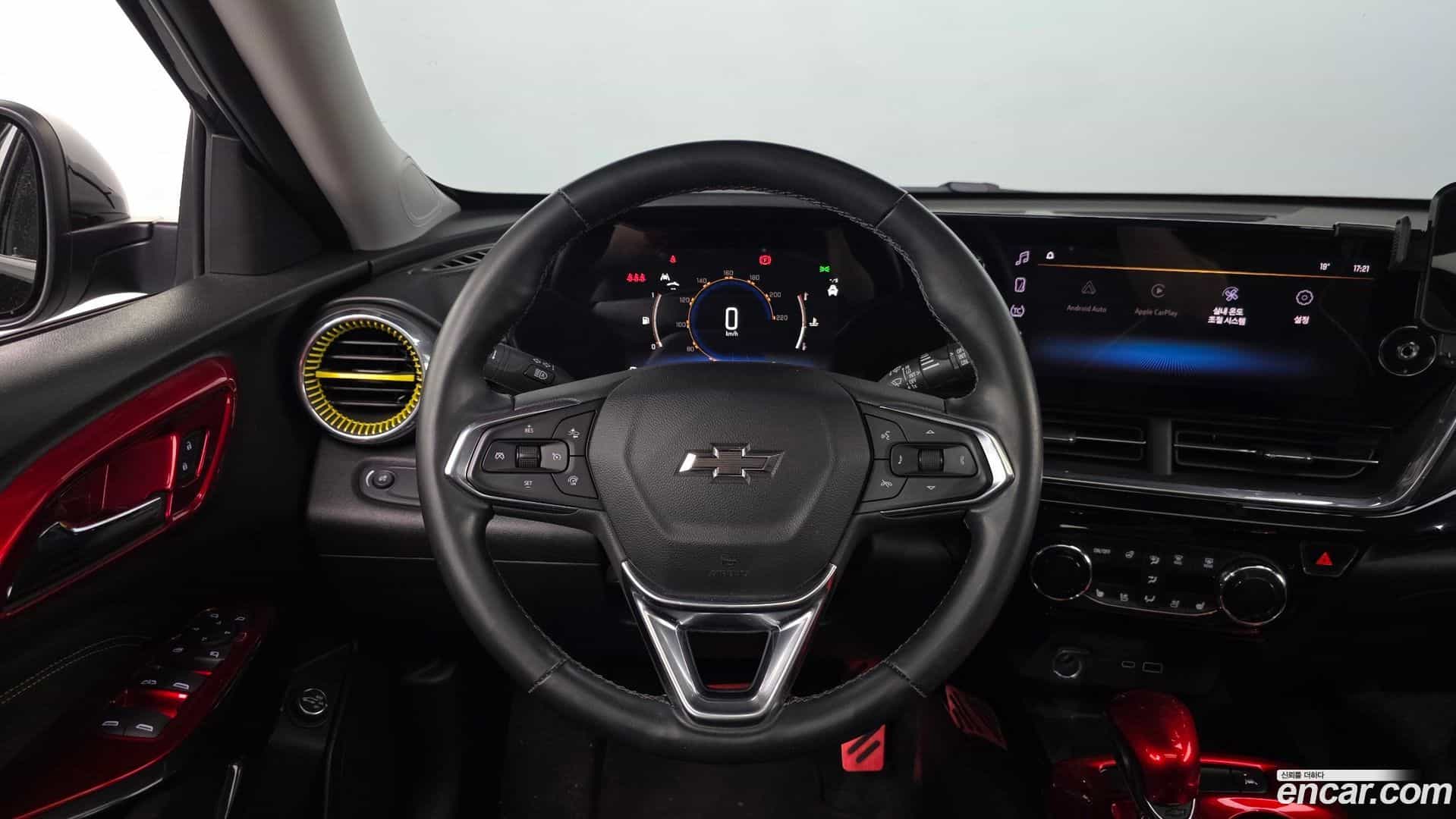 Trax Chevrolet 2023.4-OPTION-017