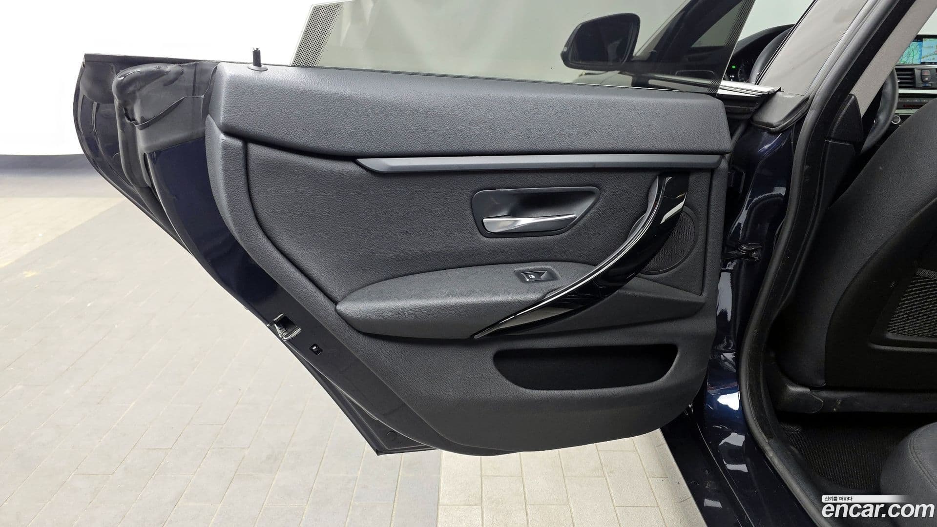 Main__Slider__Photo:4-Series BMW 2019.8-24