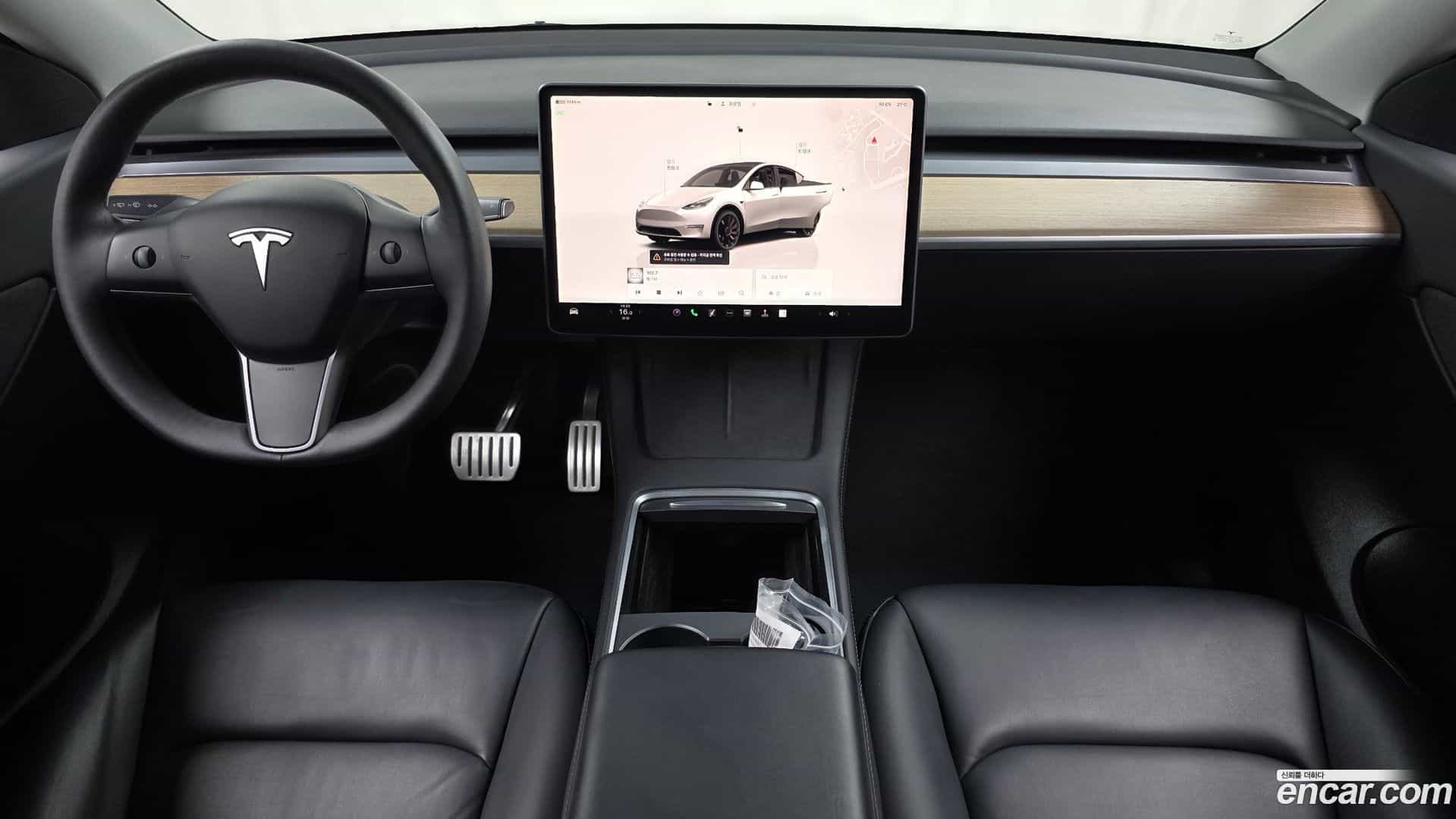 Model Y Tesla 2022.8-INNER-007