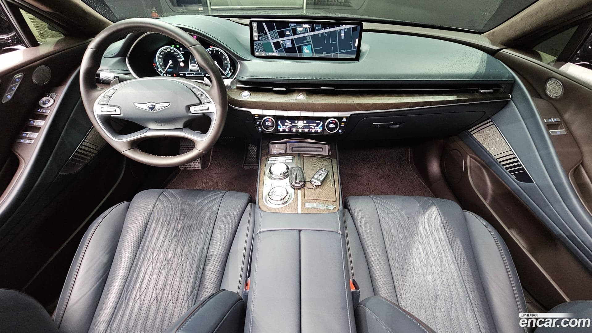 Main__Slider__Photo:G80 Genesis 2023.4-6