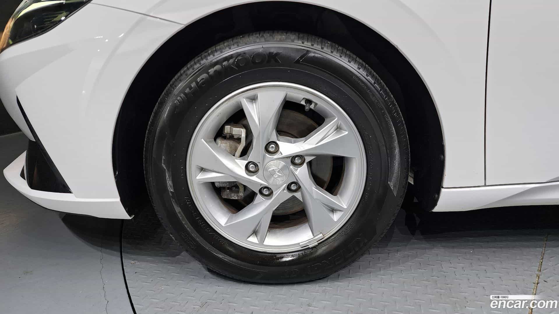 AVANTE Hyundai 2023.2-OUTER-005
