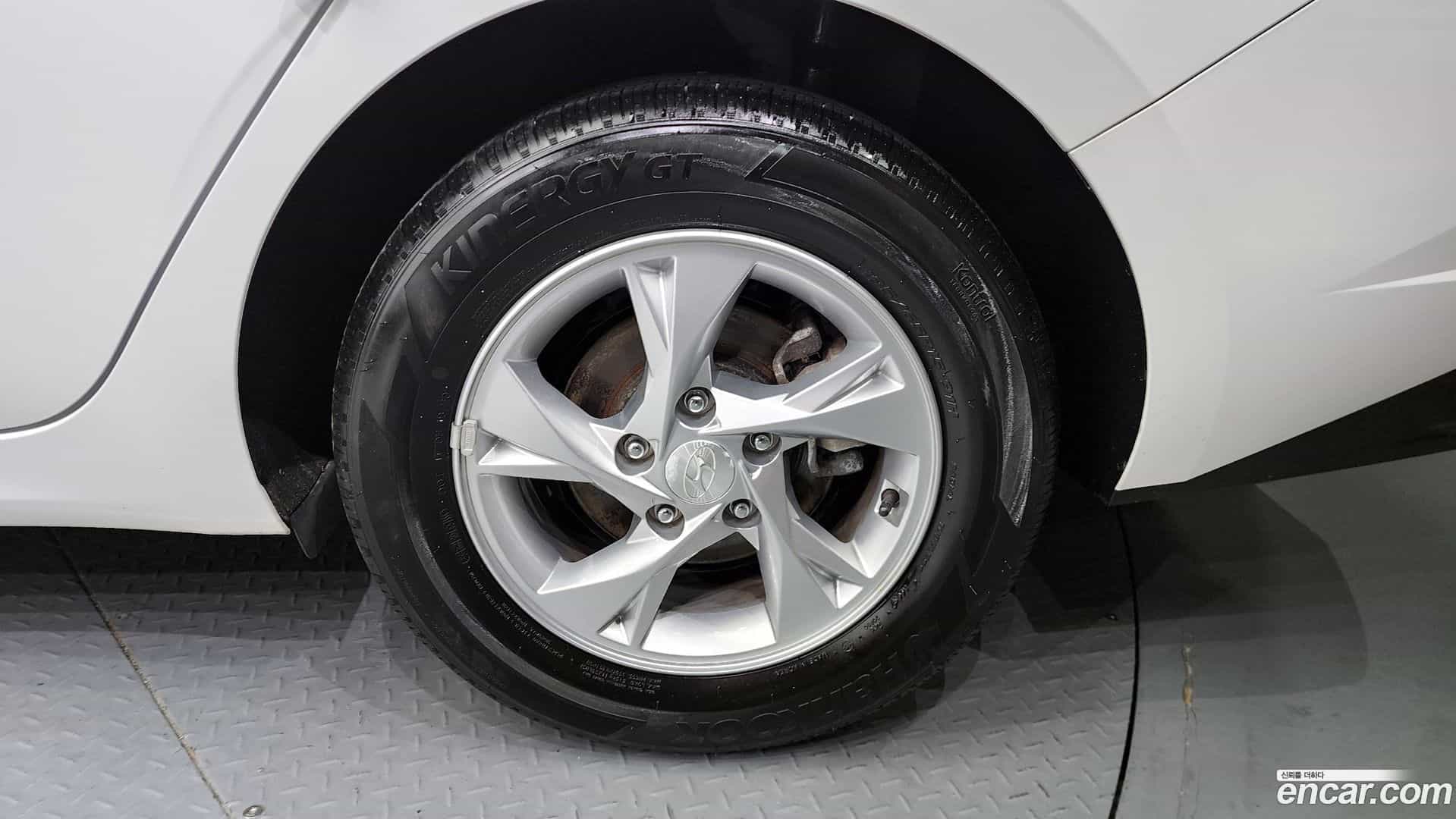 AVANTE Hyundai 2023.2-OUTER-031
