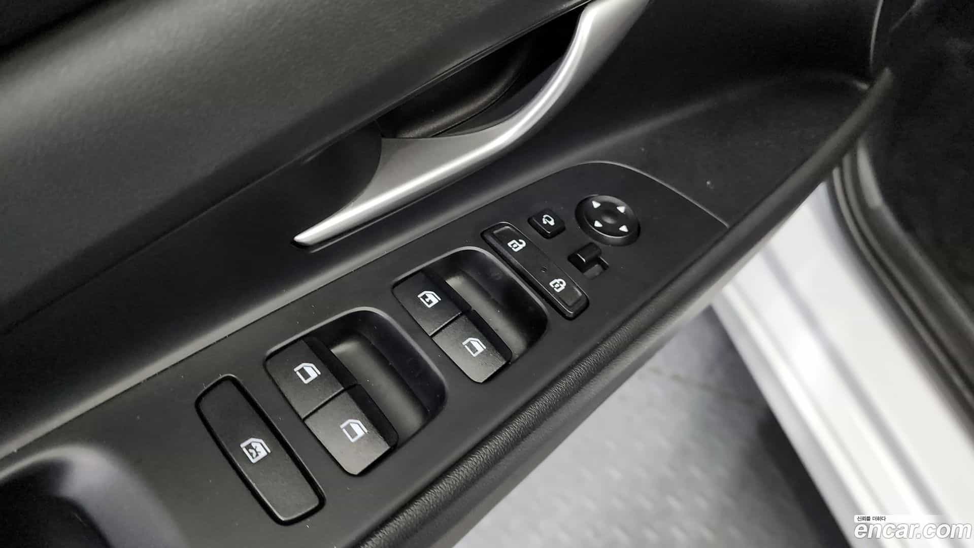 AVANTE Hyundai 2023.2-OPTION-041