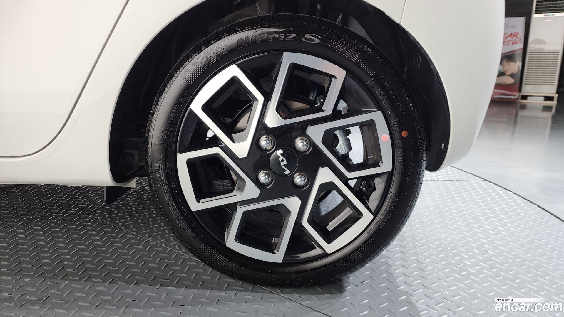 Main__Slider__Photo:RAY Kia 2026.0-20