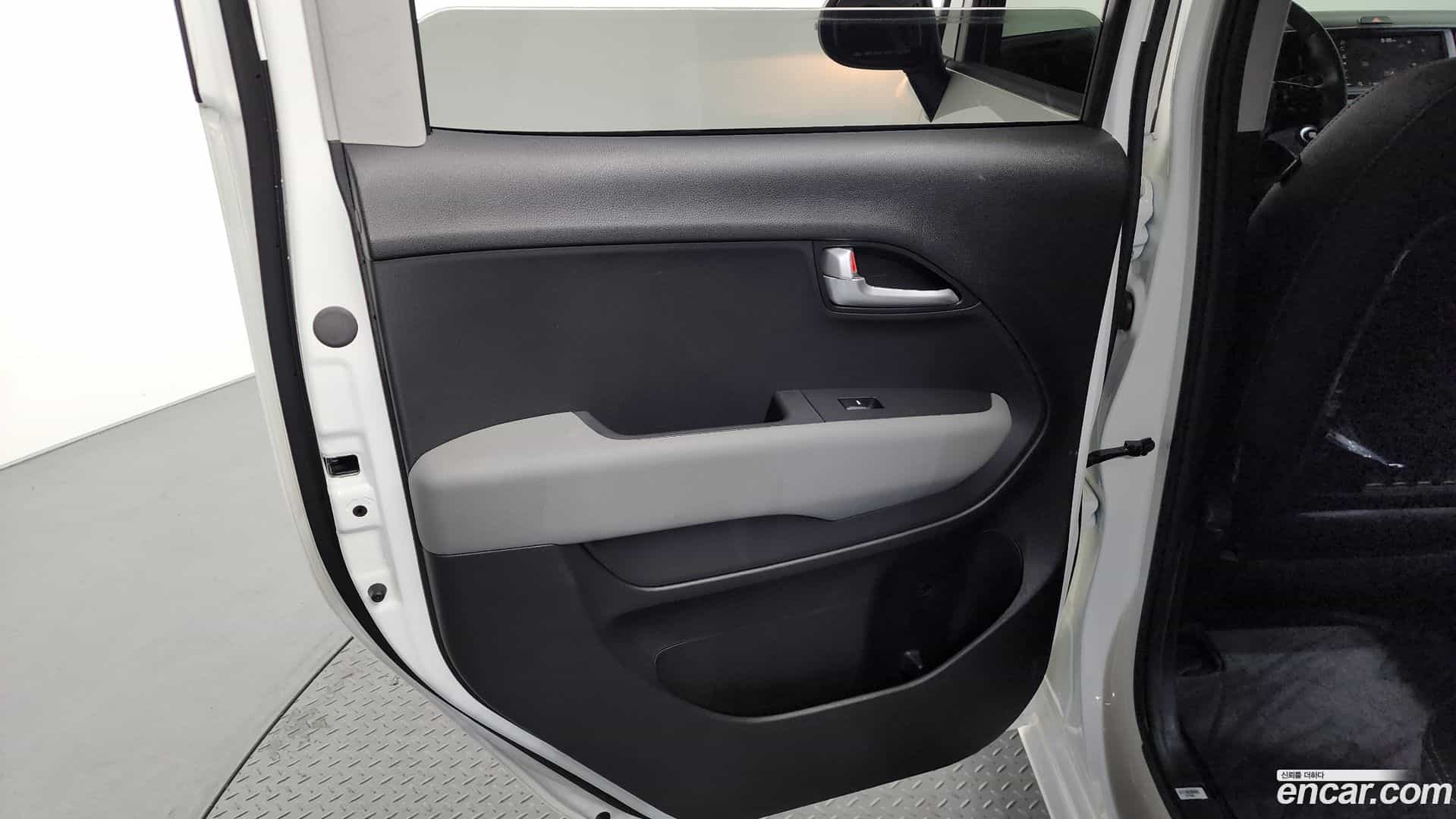 RAY Kia 2026.0-INNER-035