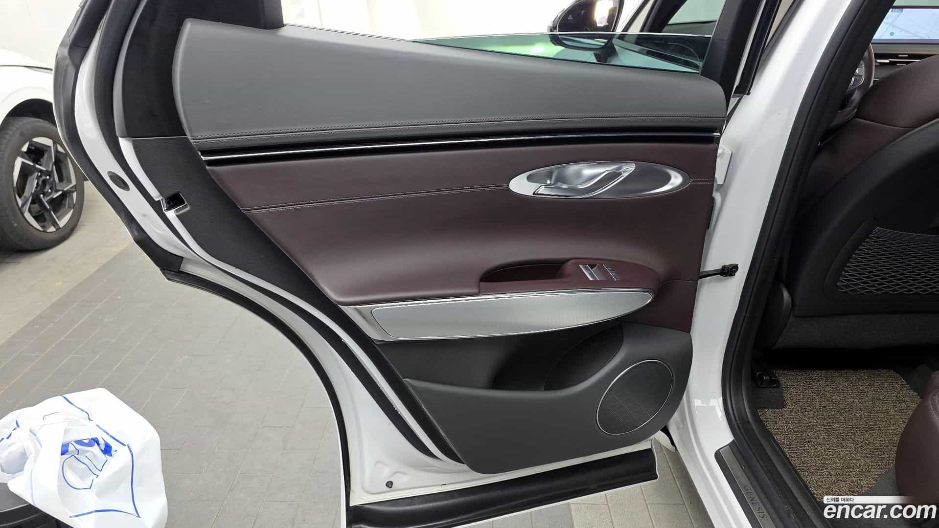 GV70 Genesis 2022.6-INNER-035