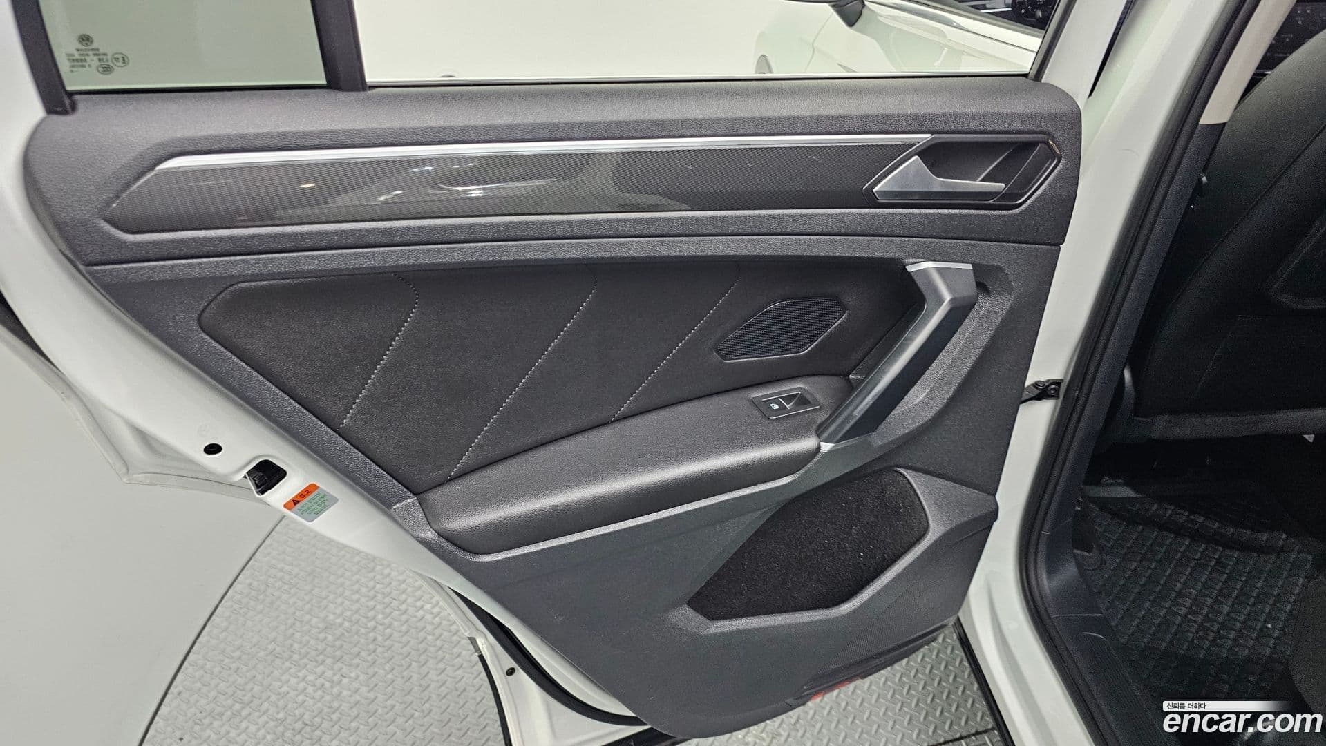 Main__Slider__Photo:Tiguan Volkswagen 2018.10-24