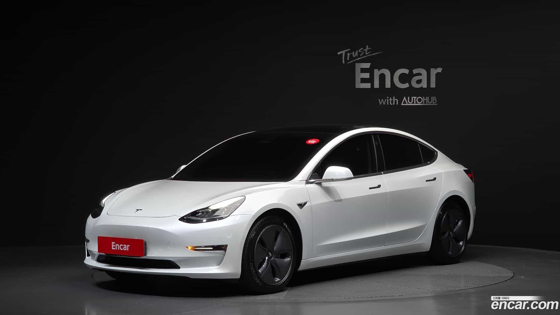 Model 3 Tesla 2020.8-OUTER-001
