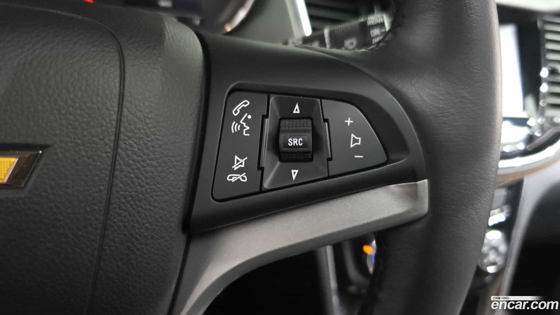 Trax Chevrolet 2017.10-OPTION-045