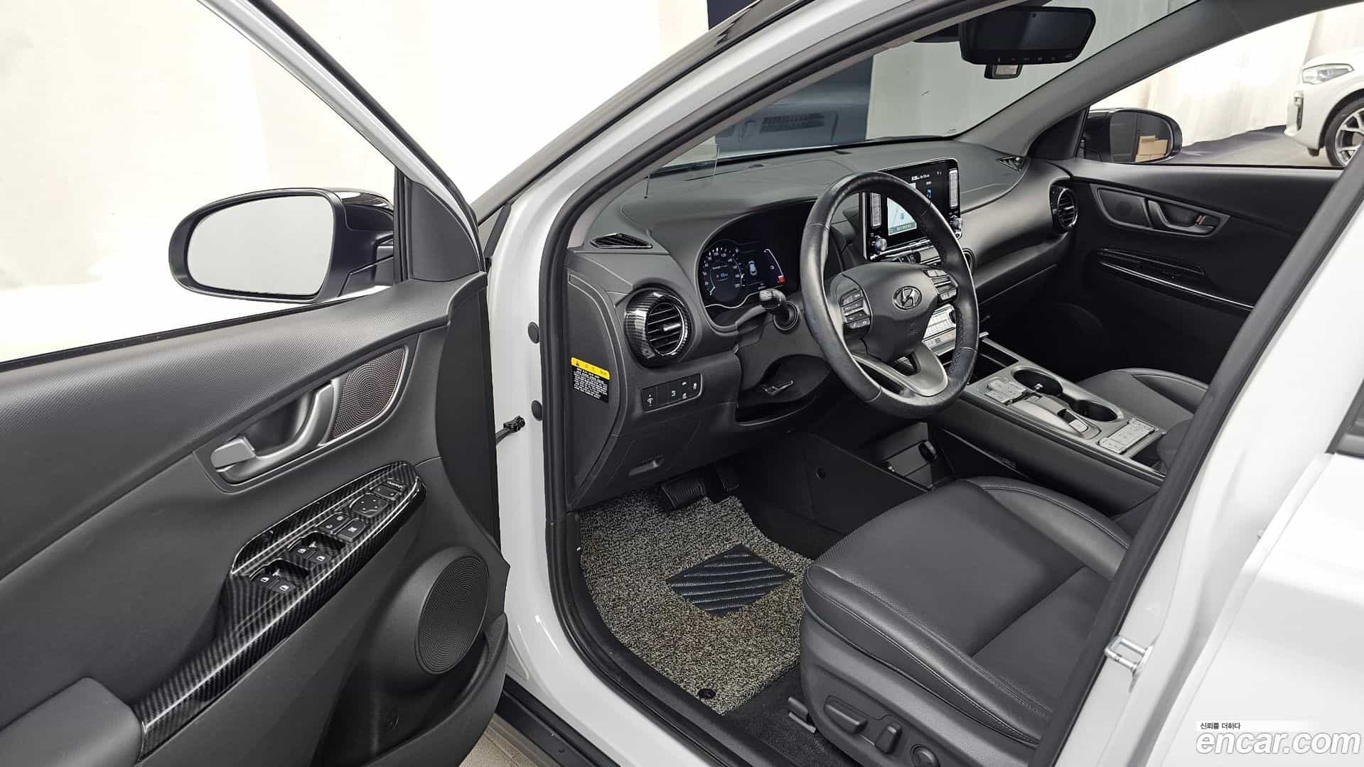 Kona Hyundai 2019.7-INNER-010