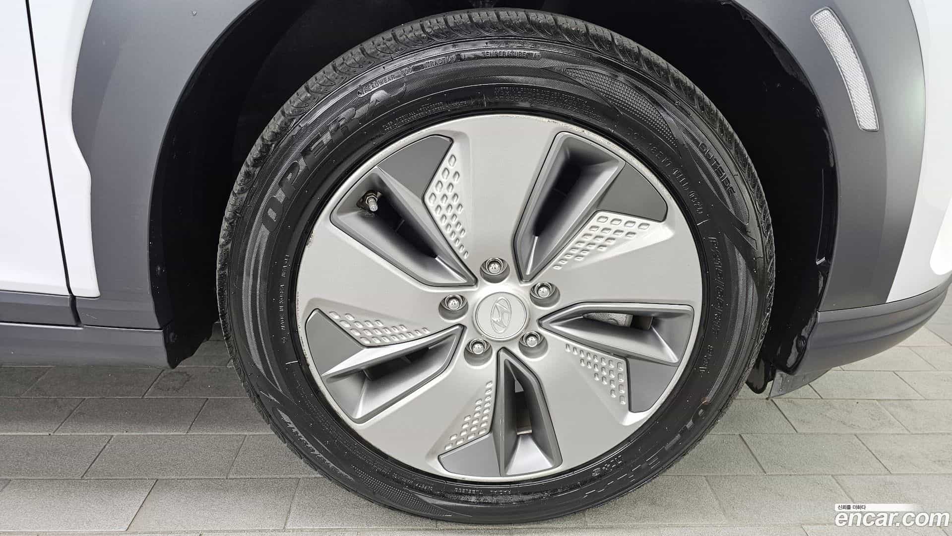Kona Hyundai 2019.7-OUTER-031