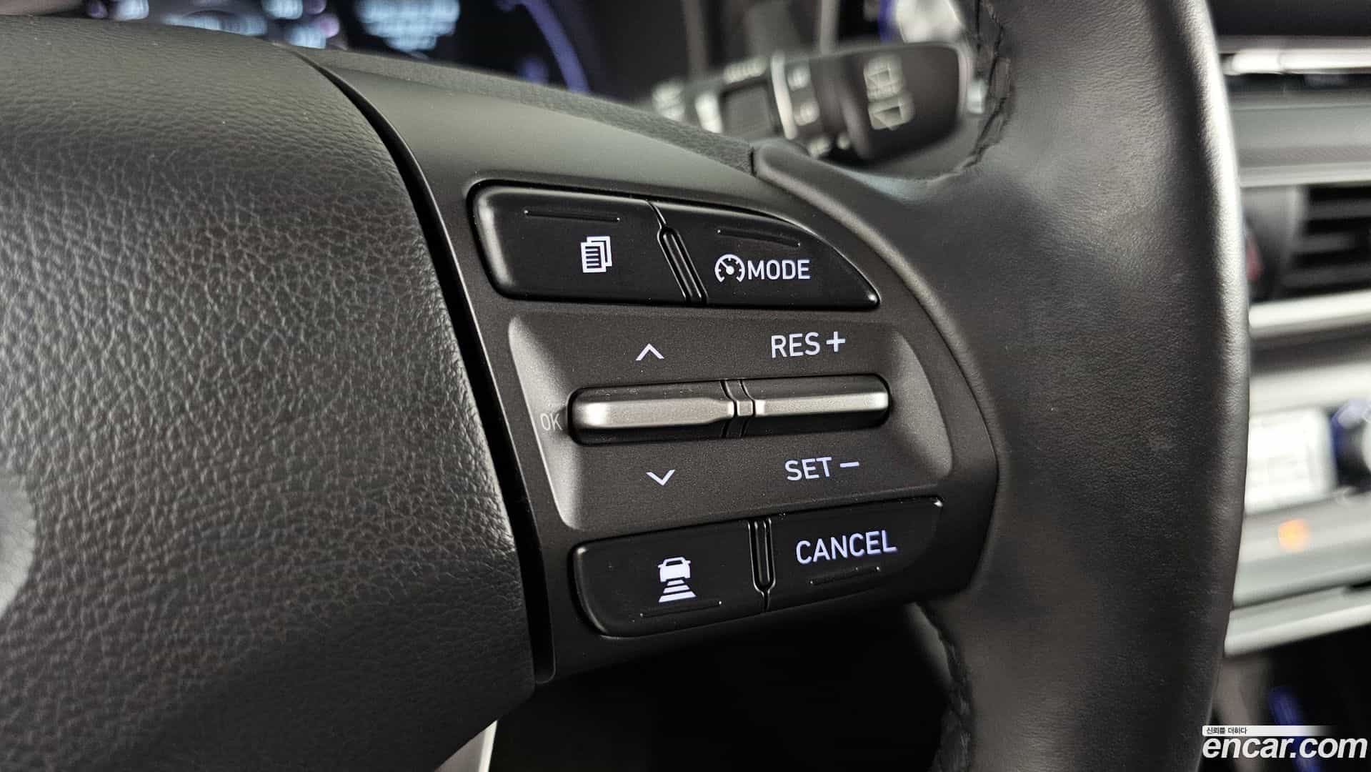 Kona Hyundai 2019.7-OPTION-040
