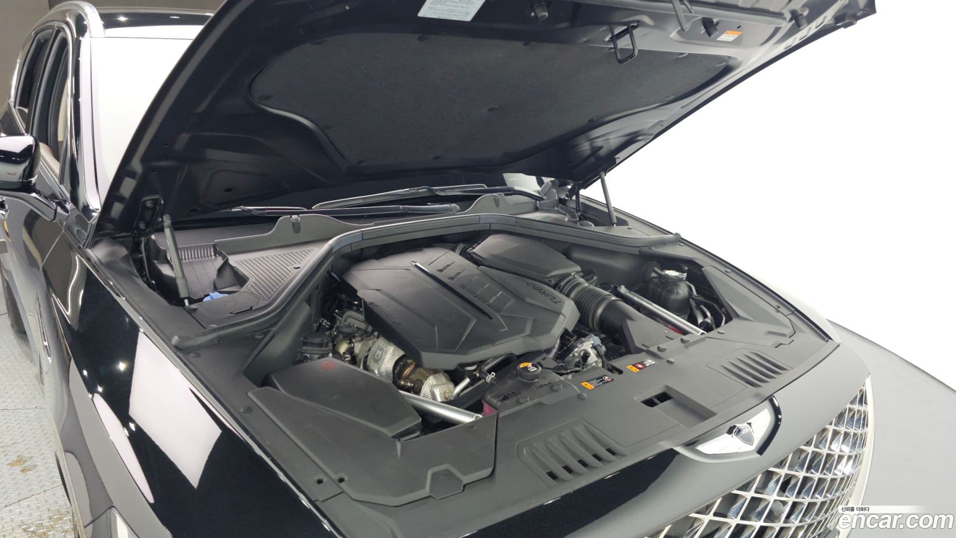 Main__Slider__Photo:GV80 Genesis 2022.6-5