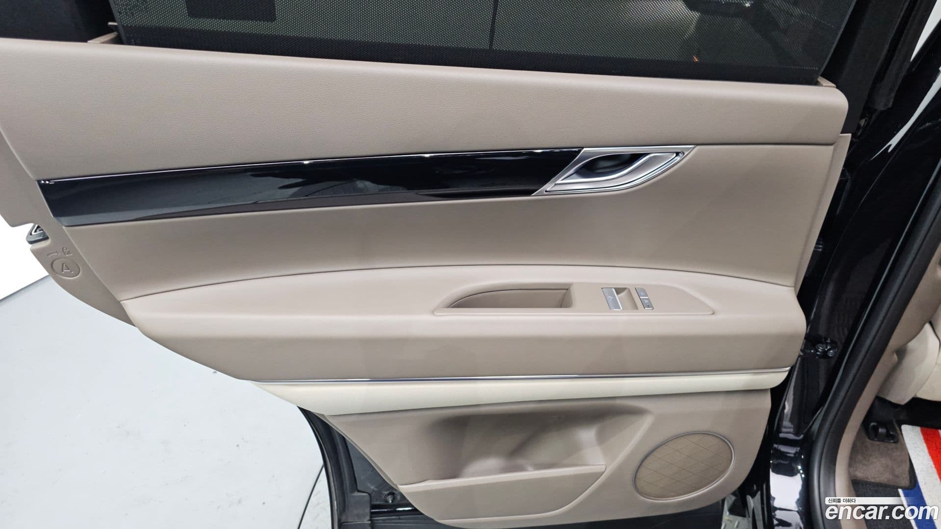 Main__Slider__Photo:GV80 Genesis 2022.6-24