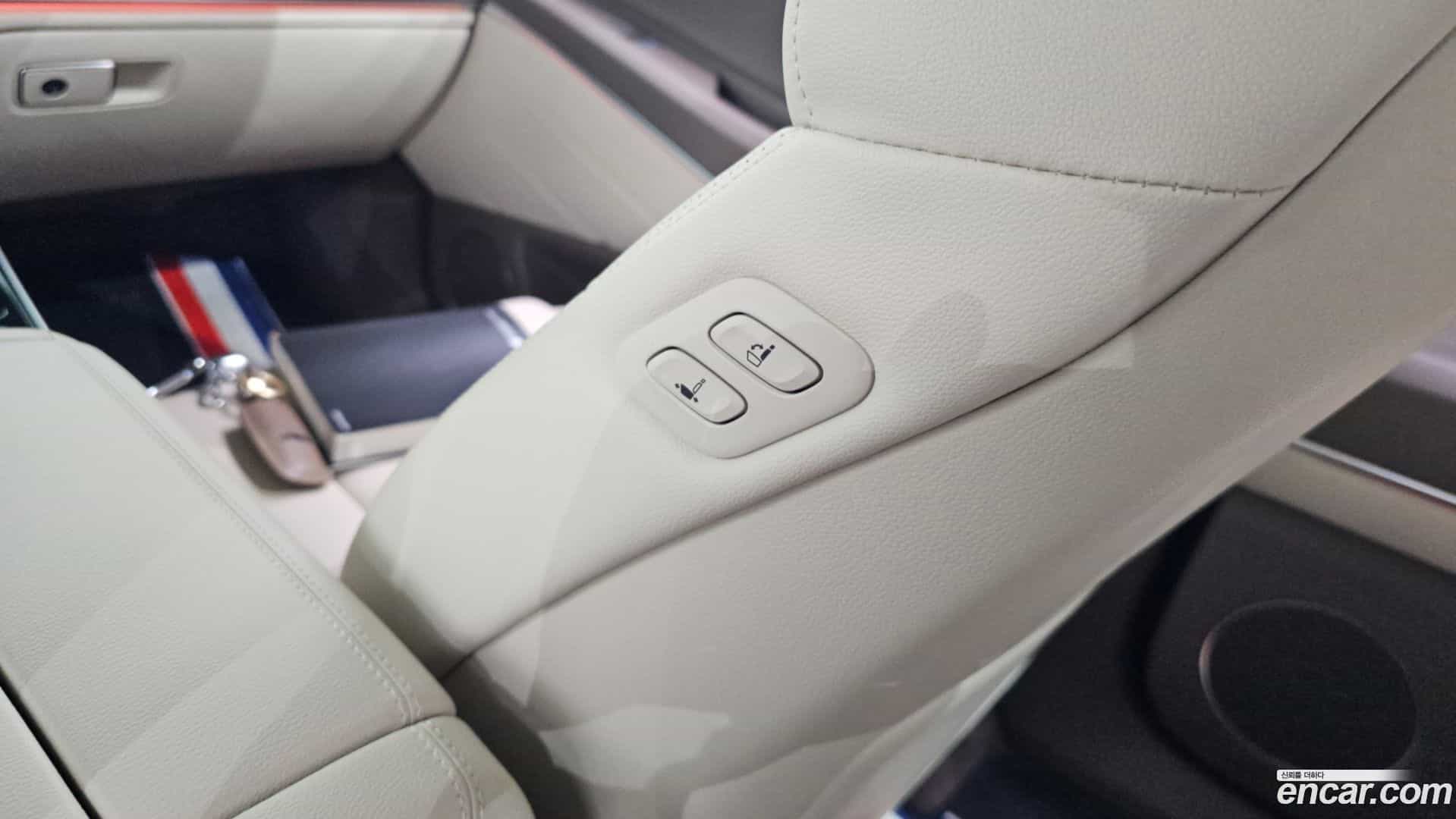 GV80 Genesis 2022.6-INNER-036