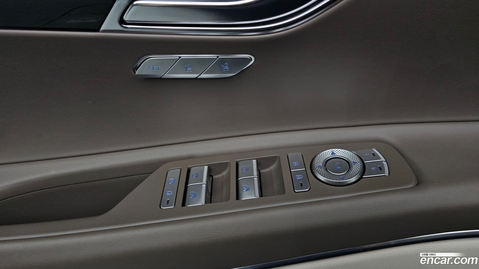 Main__Slider__Photo:GV80 Genesis 2022.6-27