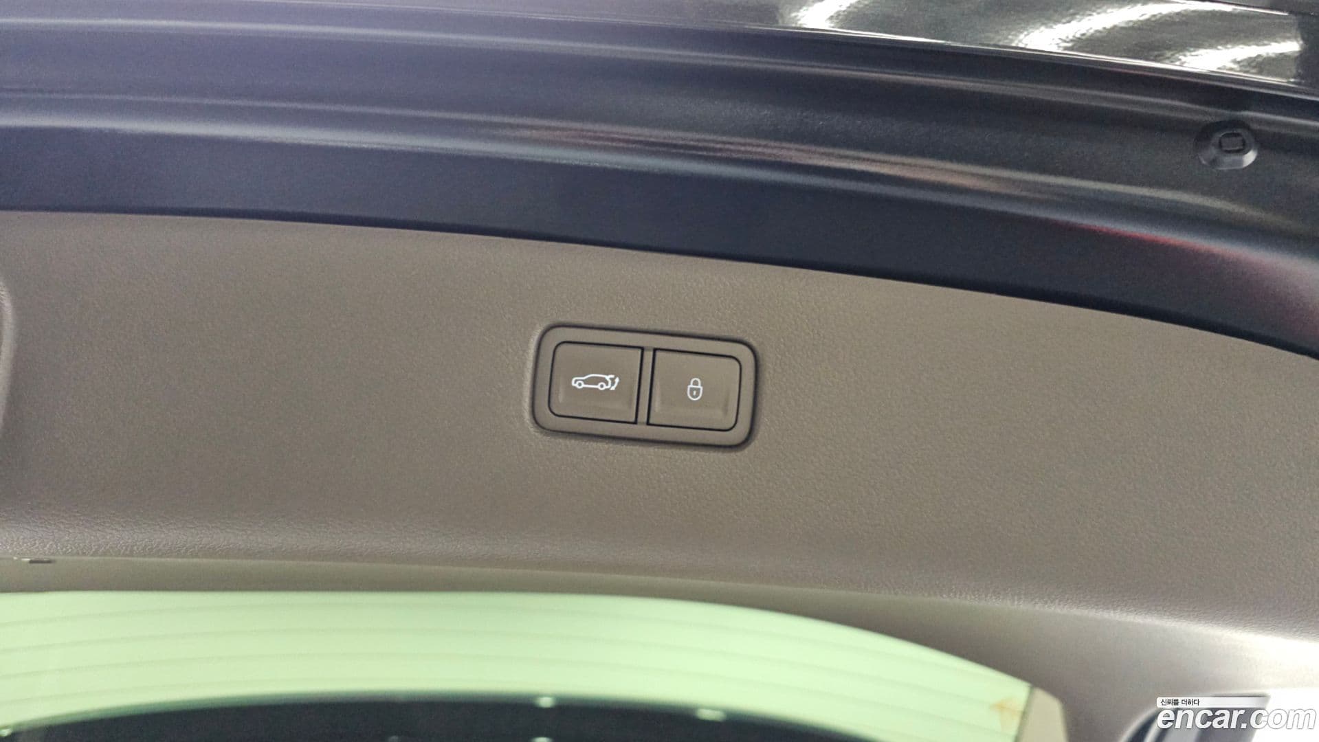 Main__Slider__Photo:GV80 Genesis 2022.6-30