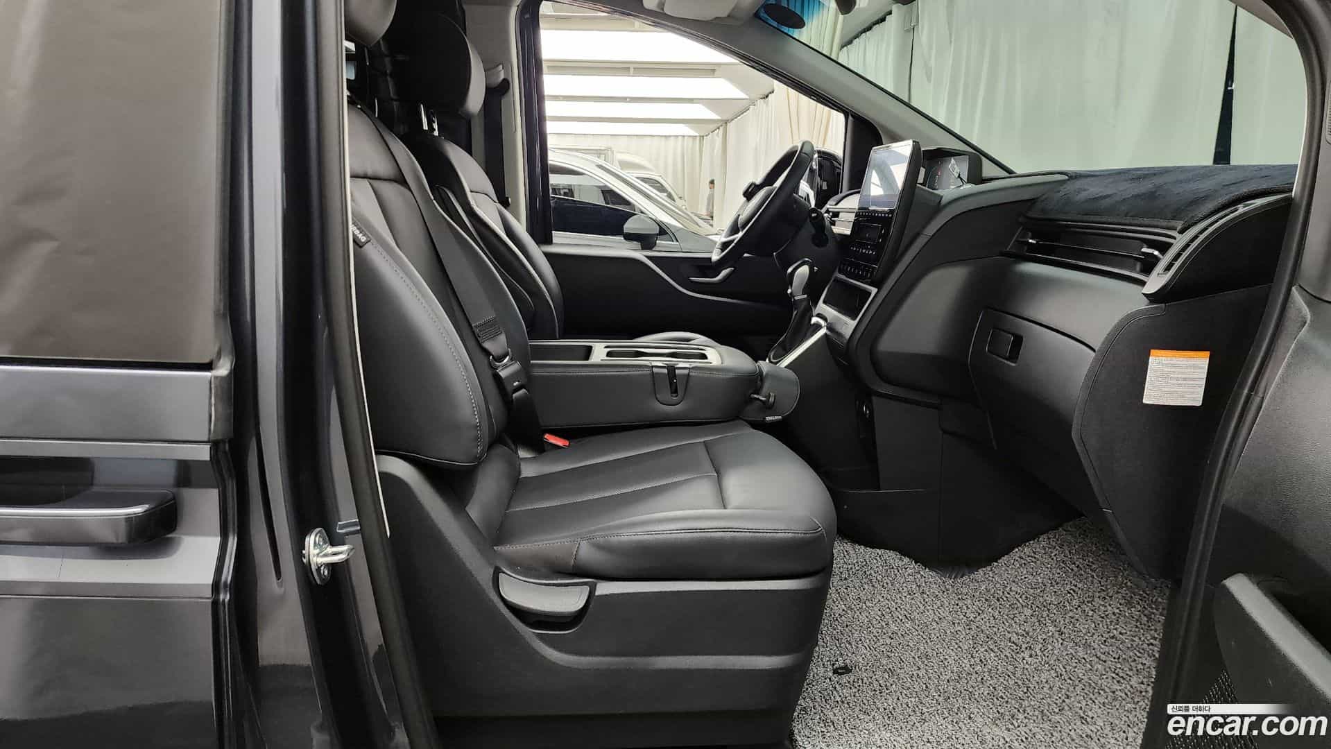 Staria Hyundai 2024.3-OPTION-015
