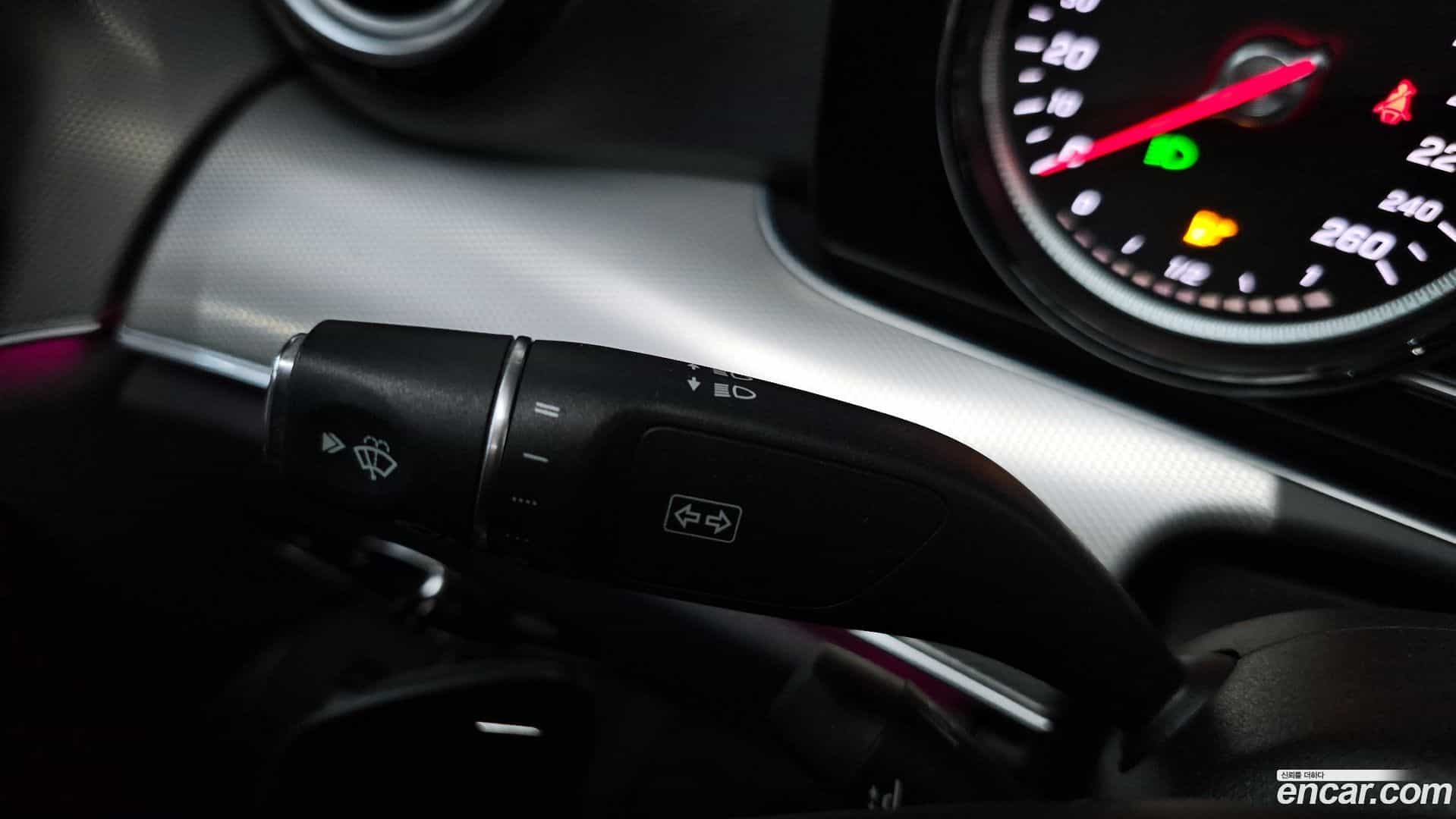 E-Class Mercedes-Benz 2018.2-OPTION-040