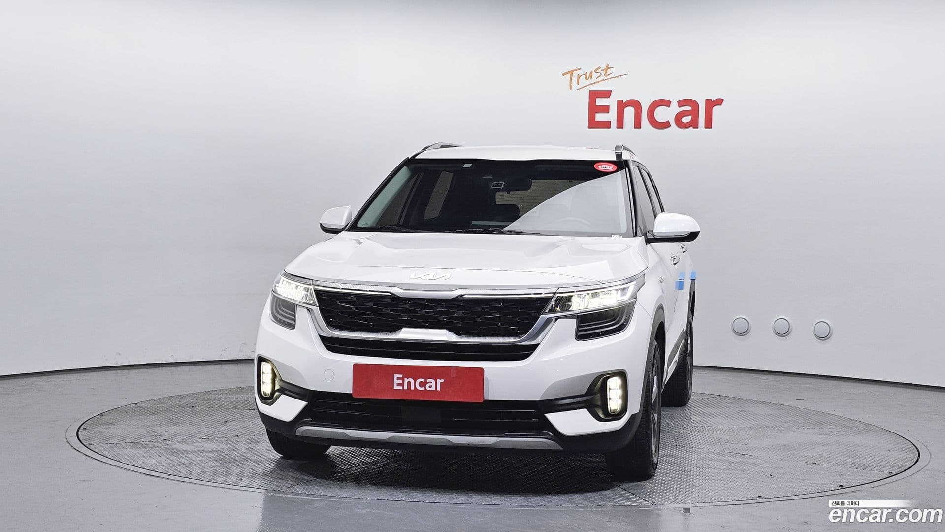 Main__Slider__Photo:Seltos Kia 2022.6-2