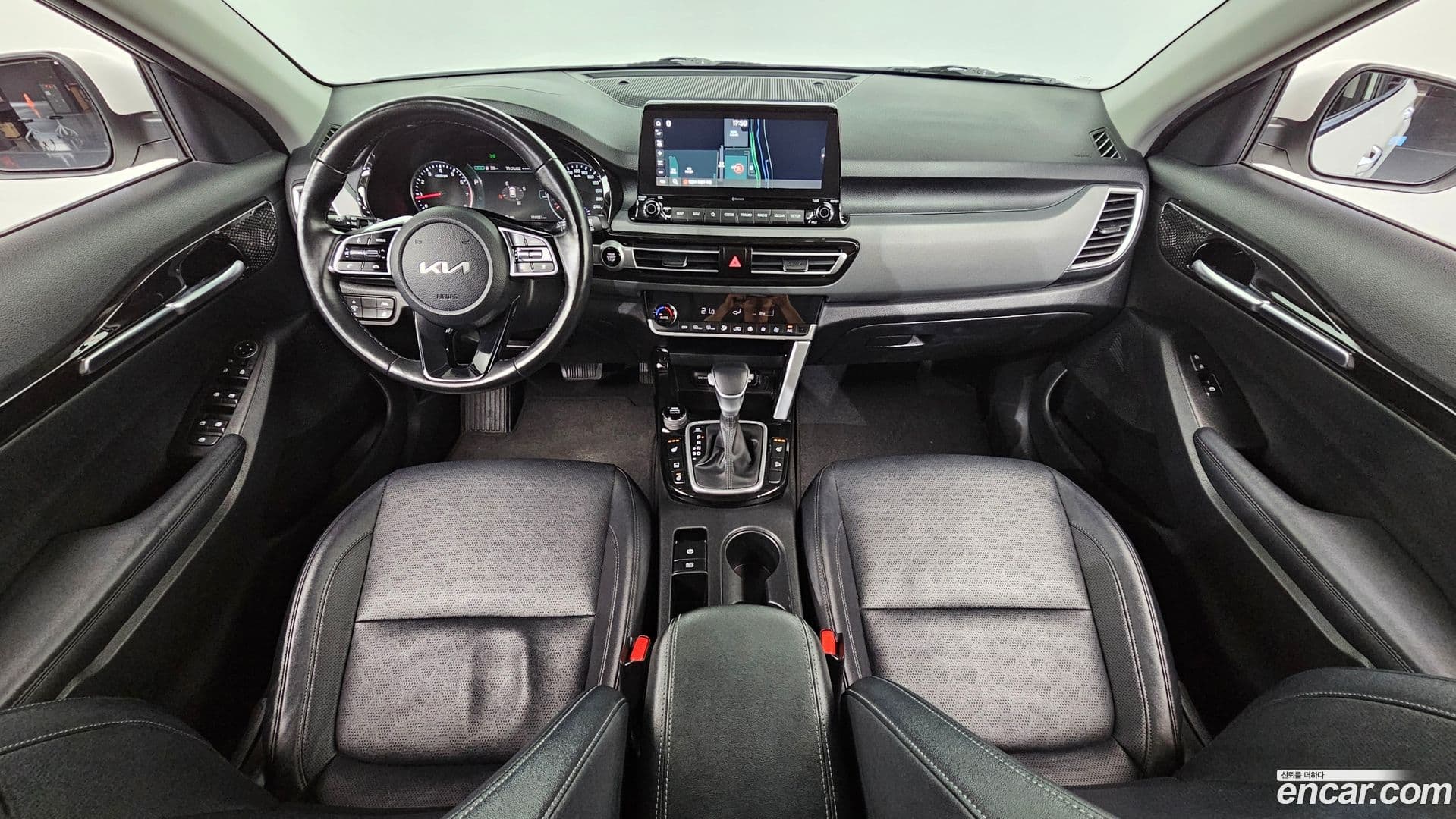 Main__Slider__Photo:Seltos Kia 2022.6-6