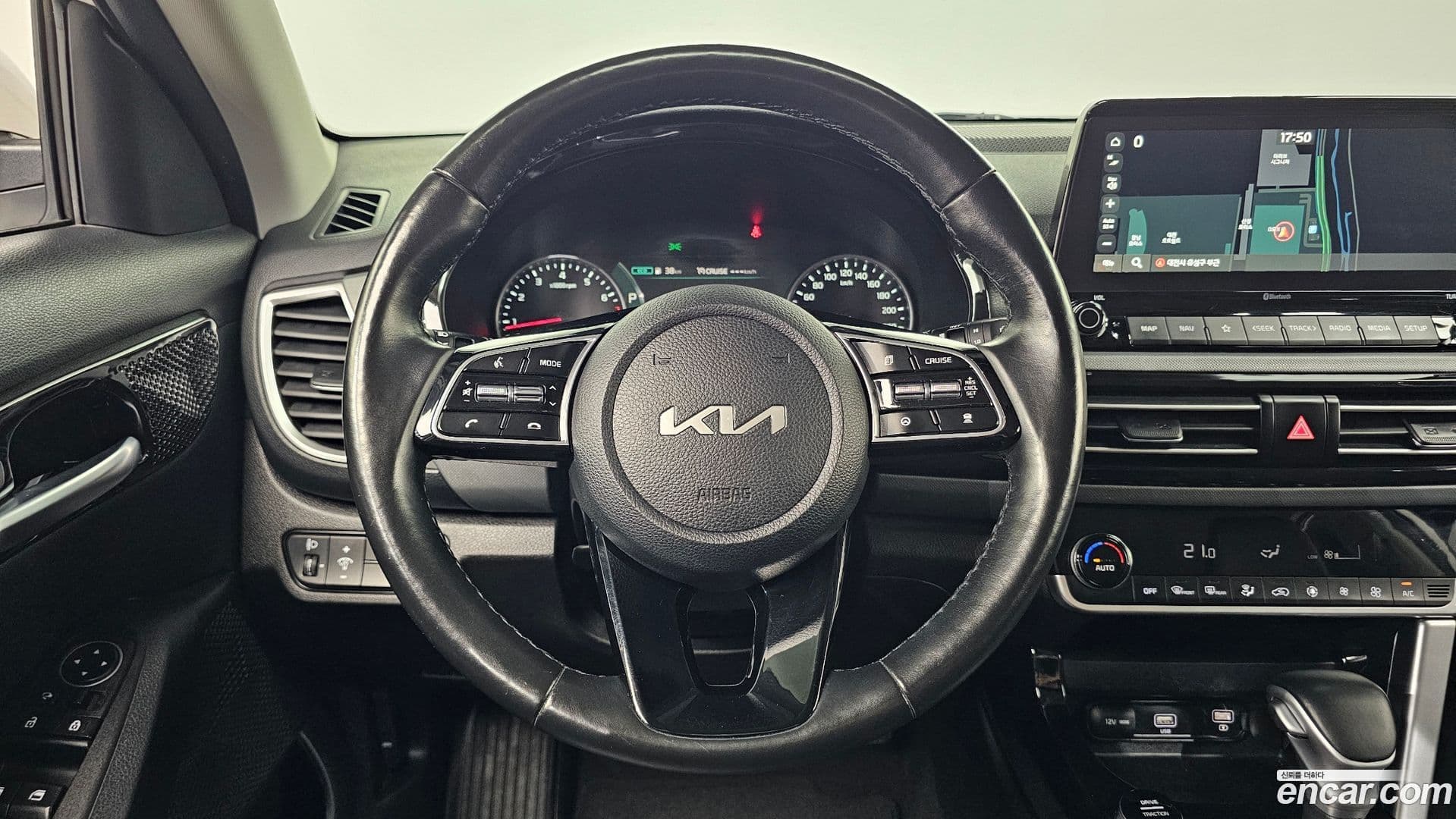 Main__Slider__Photo:Seltos Kia 2022.6-13
