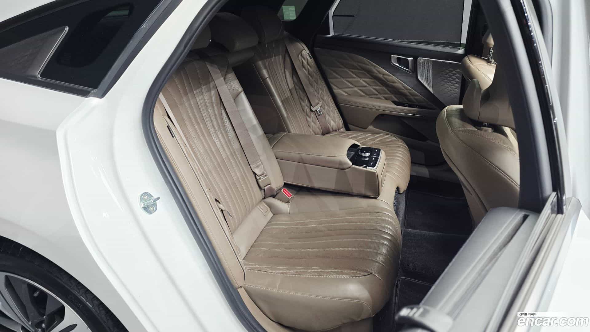 K8 Kia 2022.2-INNER-036
