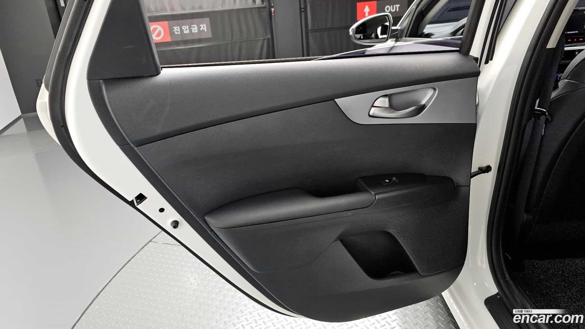 K3 Kia 2021.4-INNER-035