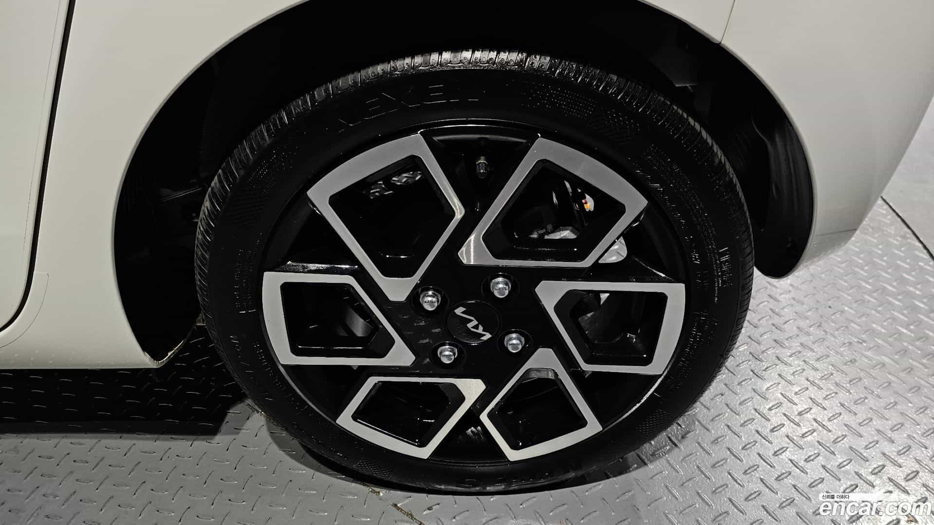 RAY Kia 2024.6-OUTER-031