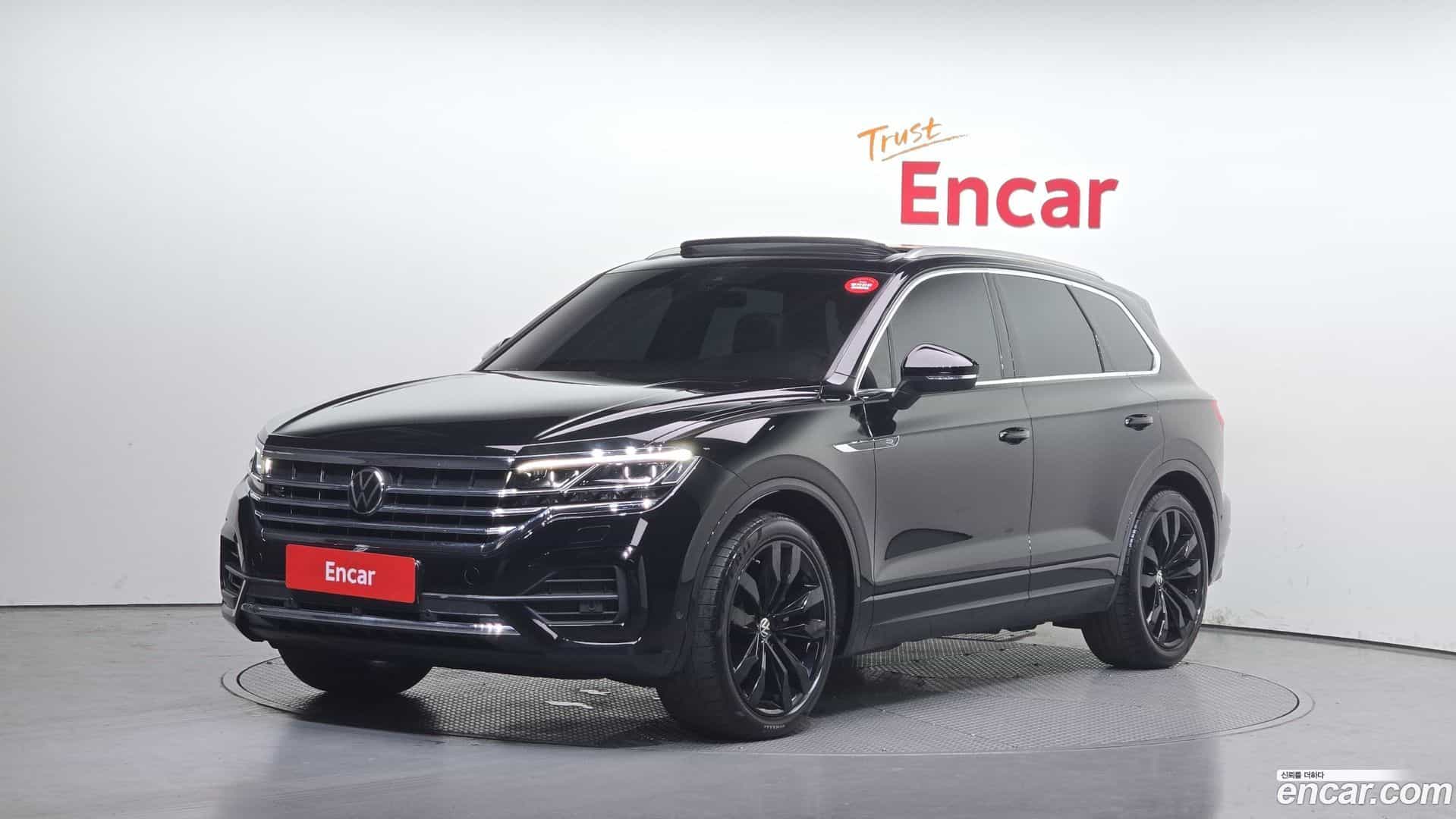 Touareg Volkswagen 2023.8-OUTER-001