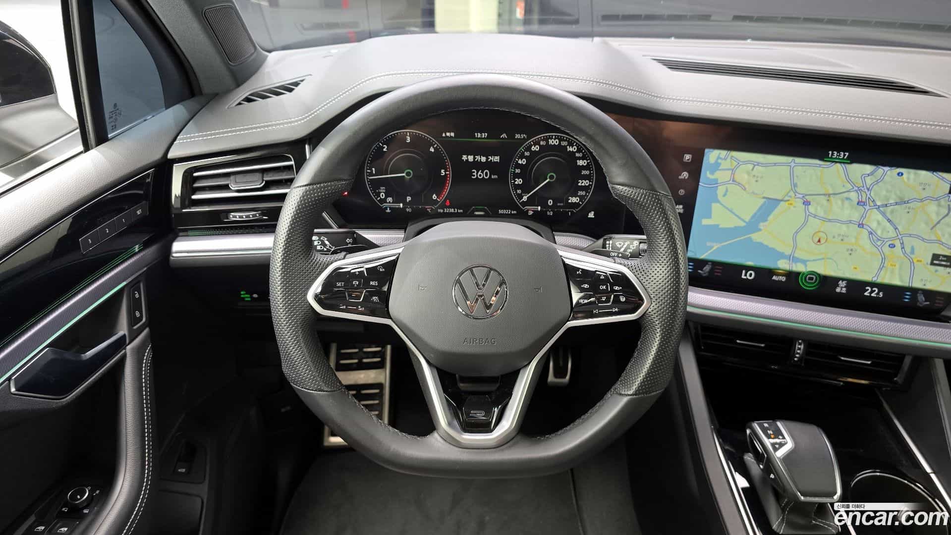 Touareg Volkswagen 2023.8-OPTION-017