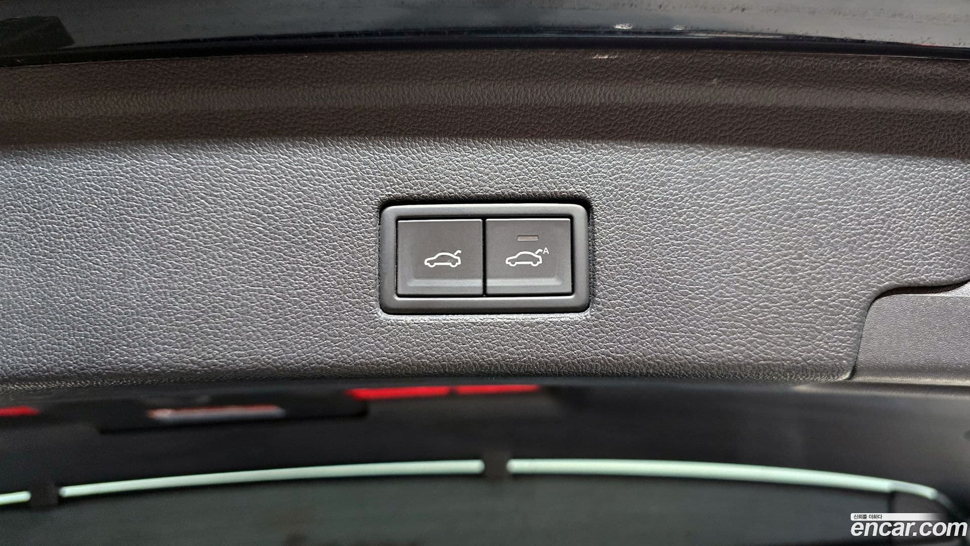 Main__Slider__Photo:Touareg Volkswagen 2023.8-19