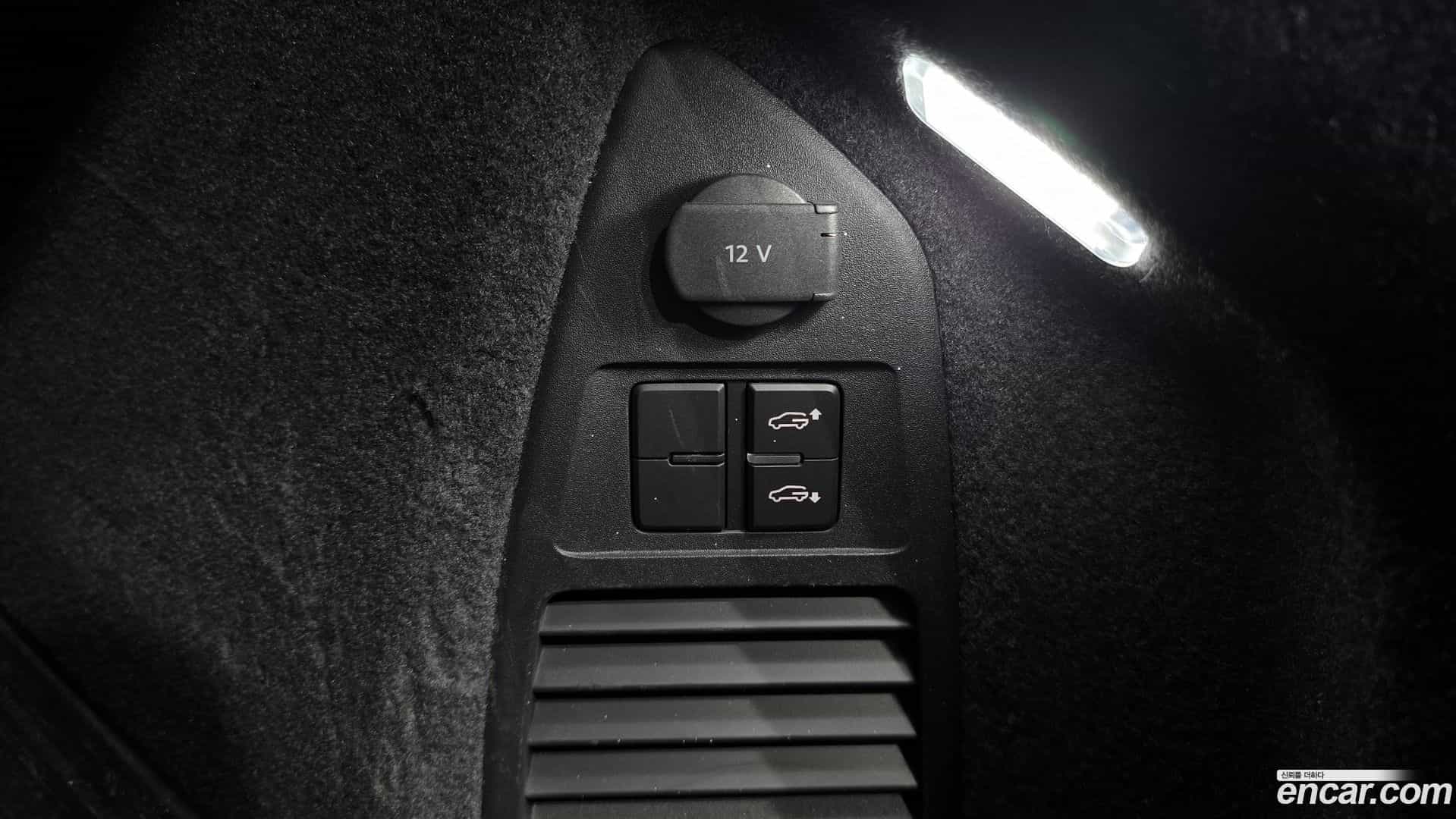 Touareg Volkswagen 2023.8-OPTION-044