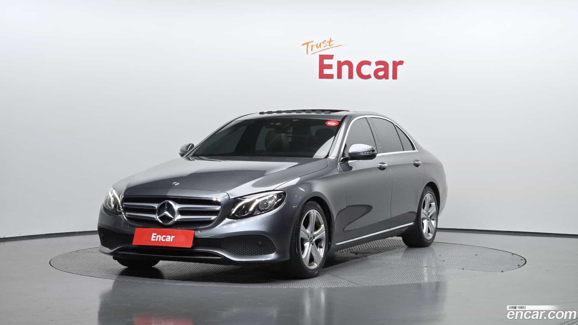 E-Class Mercedes-Benz 2018.0-OUTER-001