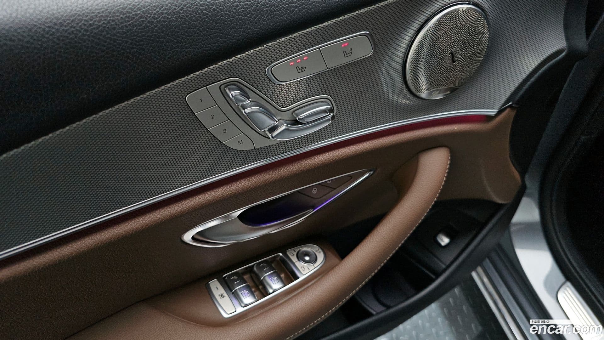 Main__Slider__Photo:E-Class Mercedes-Benz 2018.0-27
