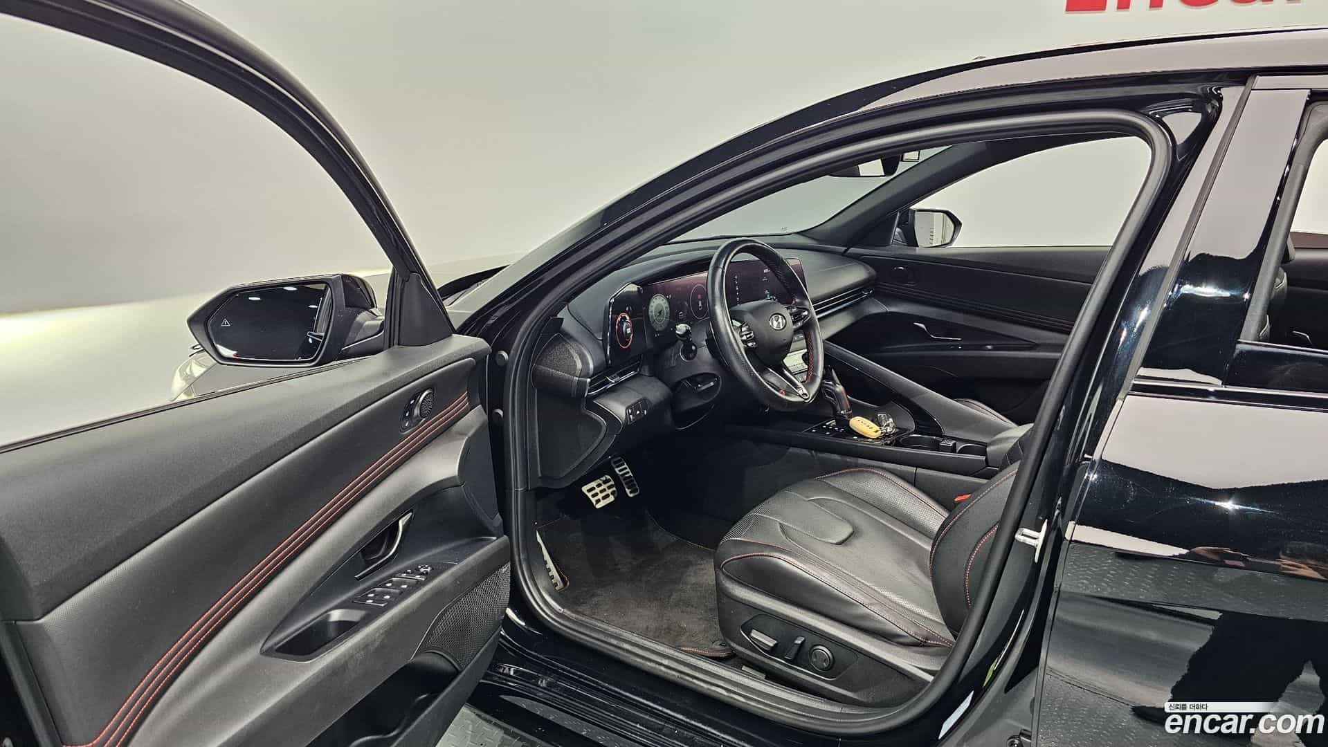AVANTE Hyundai 2021.5-INNER-010
