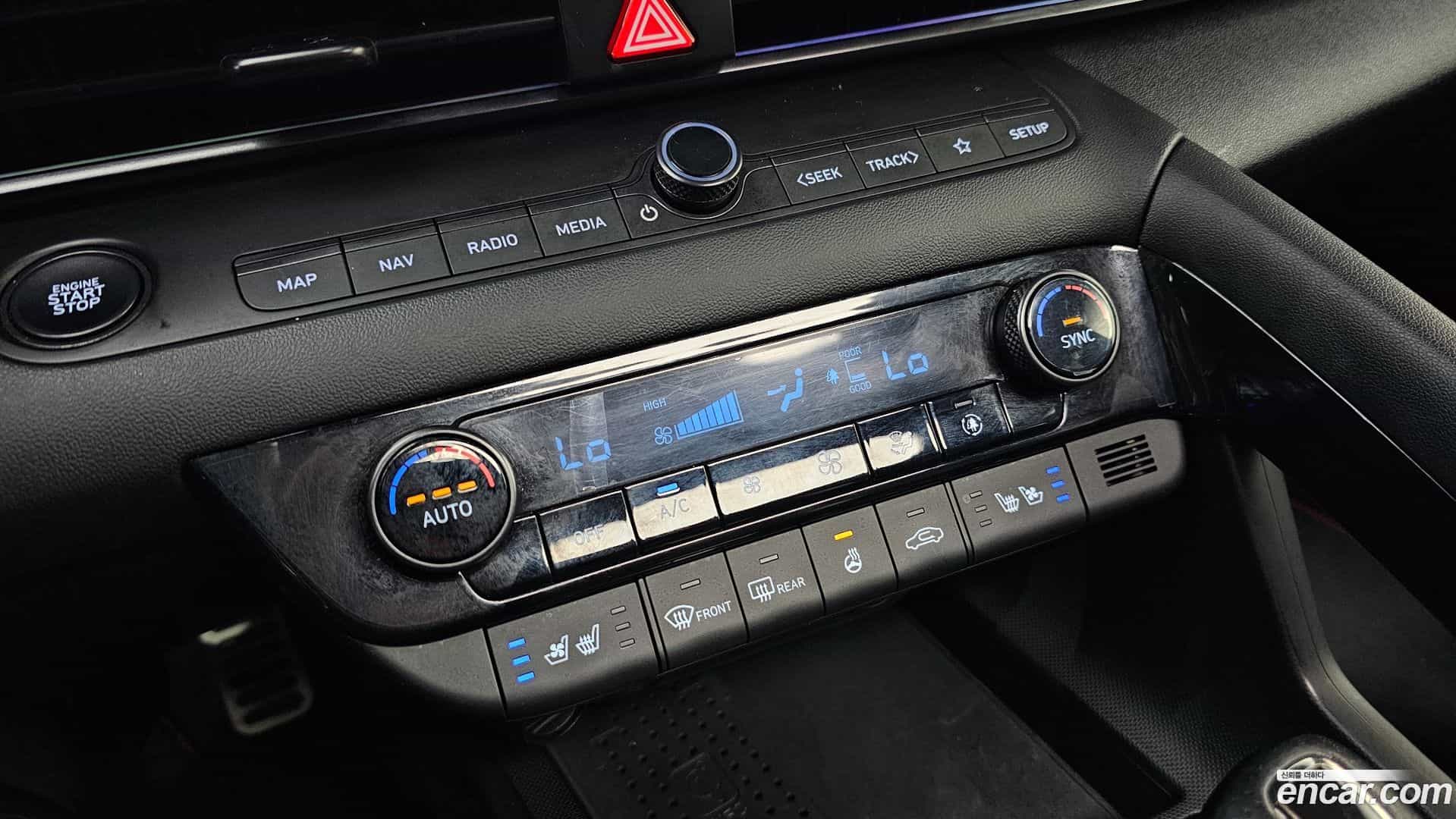 AVANTE Hyundai 2021.5-OPTION-022